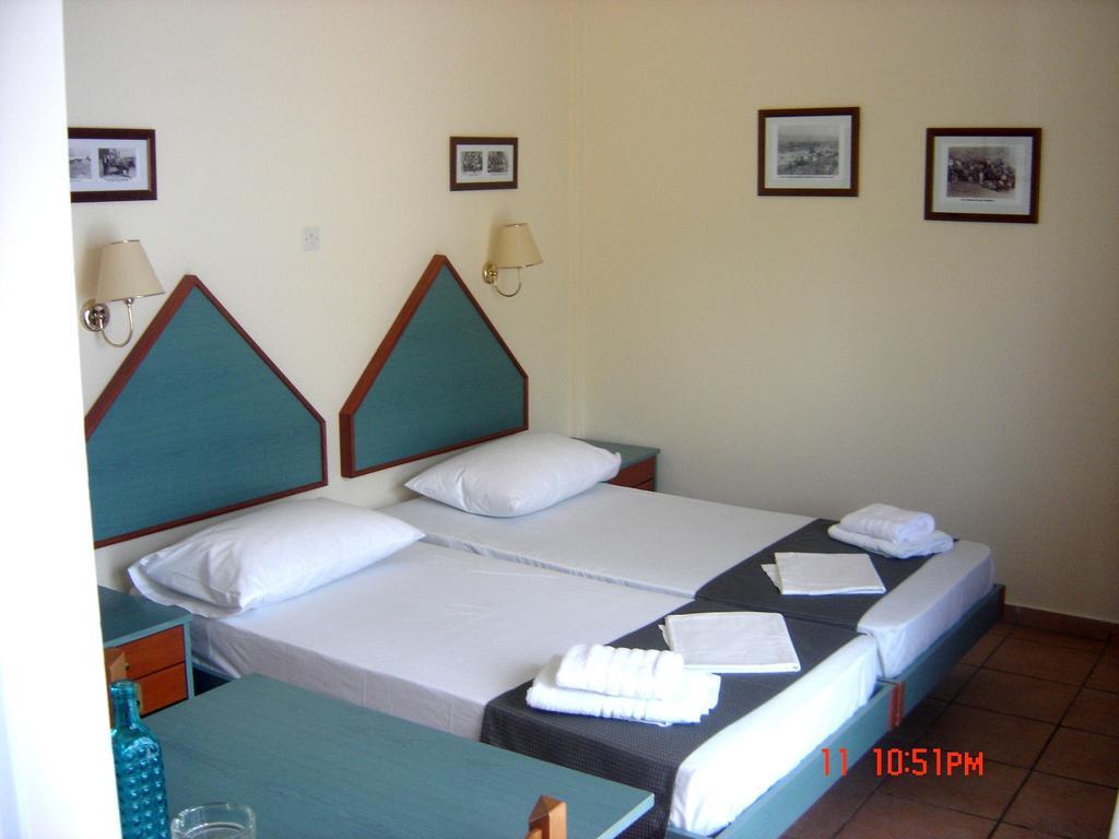 Filoxenia Apartments & Studios Theológos Cameră foto
